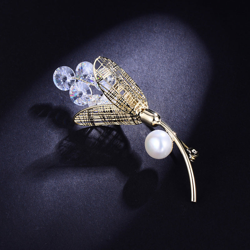 Light Luxury Exquisite Fashion Temperament Inlaid Zirconium Brooch Trend Personality Freshwater Pearl Accessories Dress Corsage