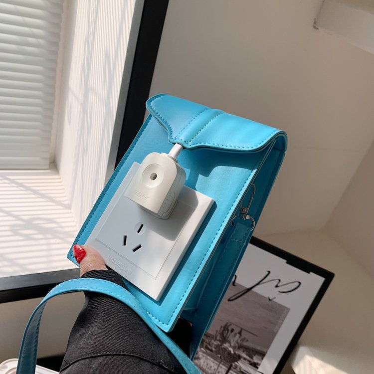New Bag Women's New Contrast Color Single Shoulder Messenger Bag Switch Socket Mobile Phone Bag Girl Shape Small Bag