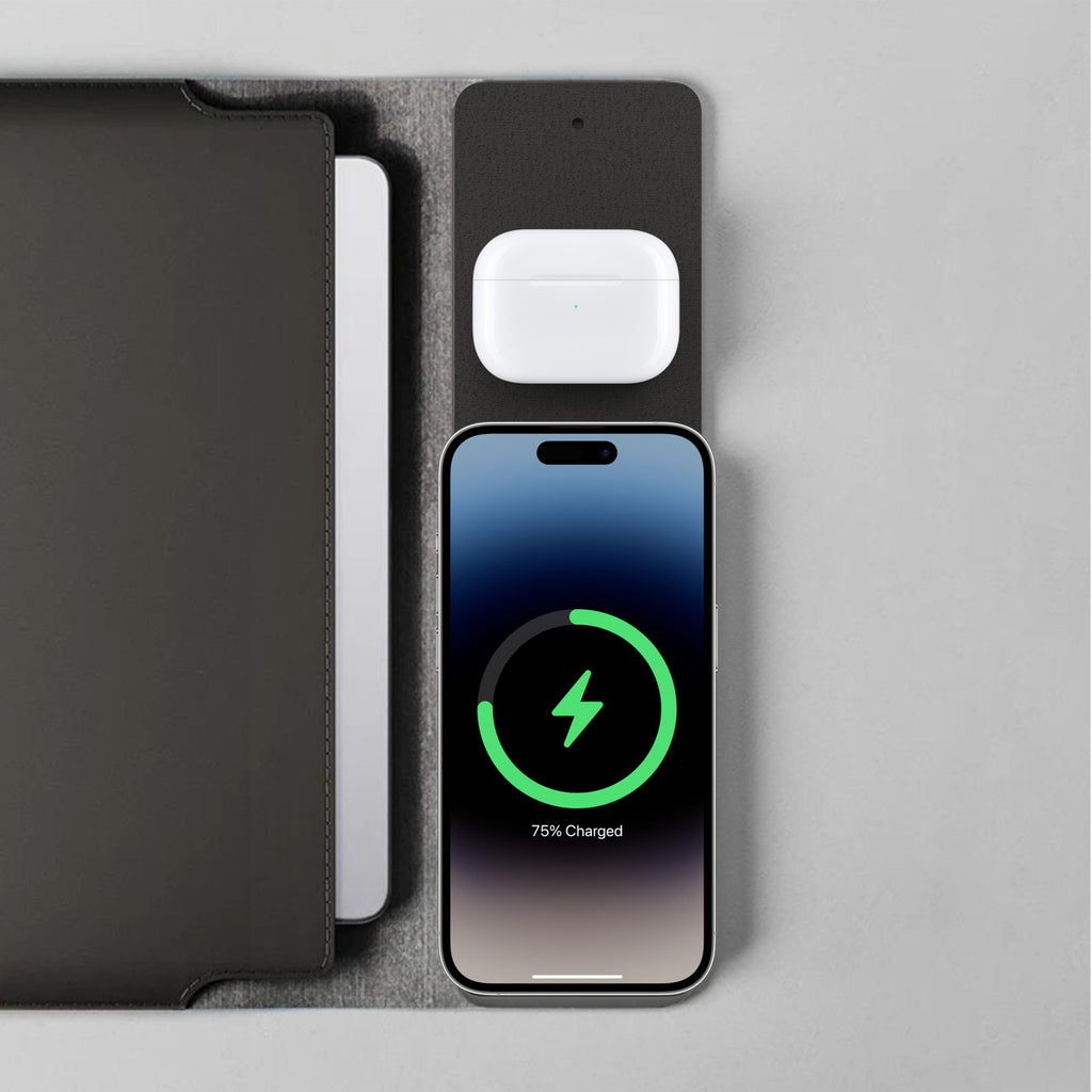 Laser Wireless Charging Laptop Sleeve Up to 16 Inch Black