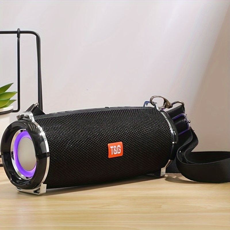 Portable Wireless Speaker Bluetooth Speaker Flashing LED Lights Party Speaker - Red - Size 01
