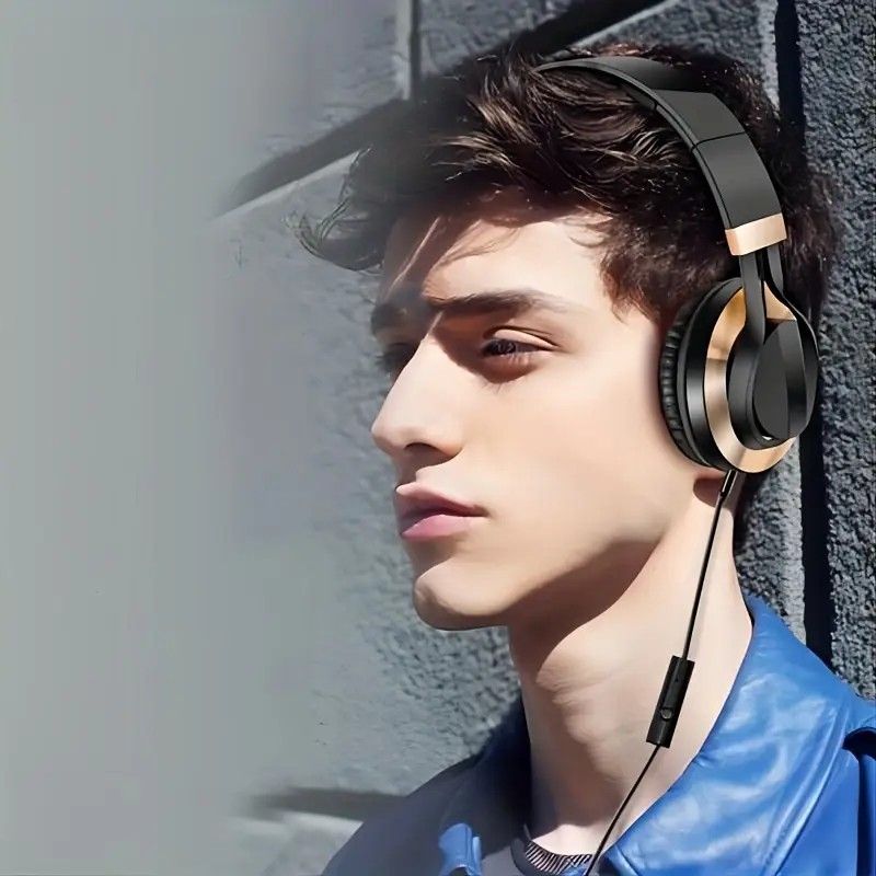 Wired Over-Ear Headset, Portable Folding Heavy Bass Headphones, Built-in Microphone, Compatible with Multiple Devices(Black gold)