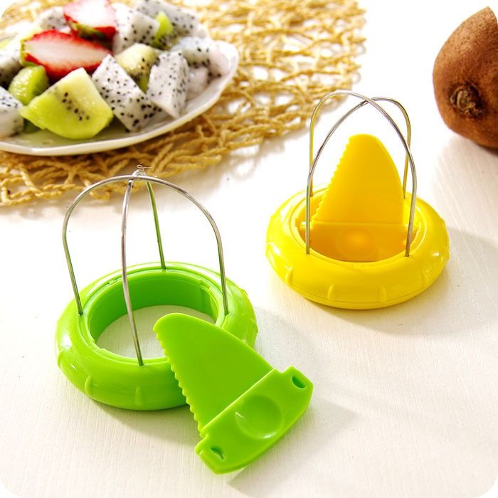 4-Pack - Multi-Function Kiwi Peeler: The Ultimate Home Fruit Peeler and Scooper, Kitchen Tool - Green