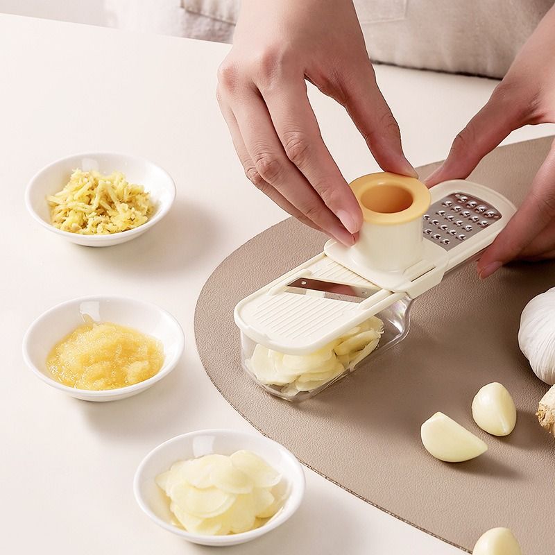 3-in-1 Multi-Functional Stainless Steel Slicer, Shredder, and Grinder—Green