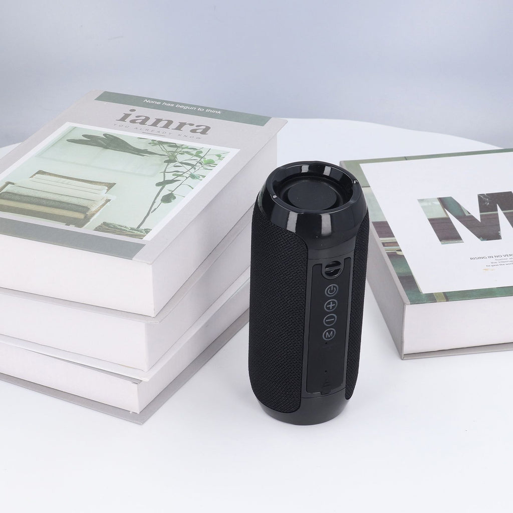 Portable Bluetooth Speaker USB Charging Outdoor Wireless Stereo Speaker Built in Battery