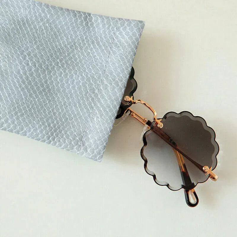 Mouth Snapped Sunglasses Eyeglass Glasses Case Soft Pouch Bag Pocket Spectacle - Light Green